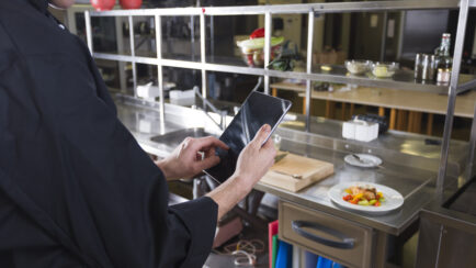 7 Ways Restaurant Technology Is Transforming the Industry